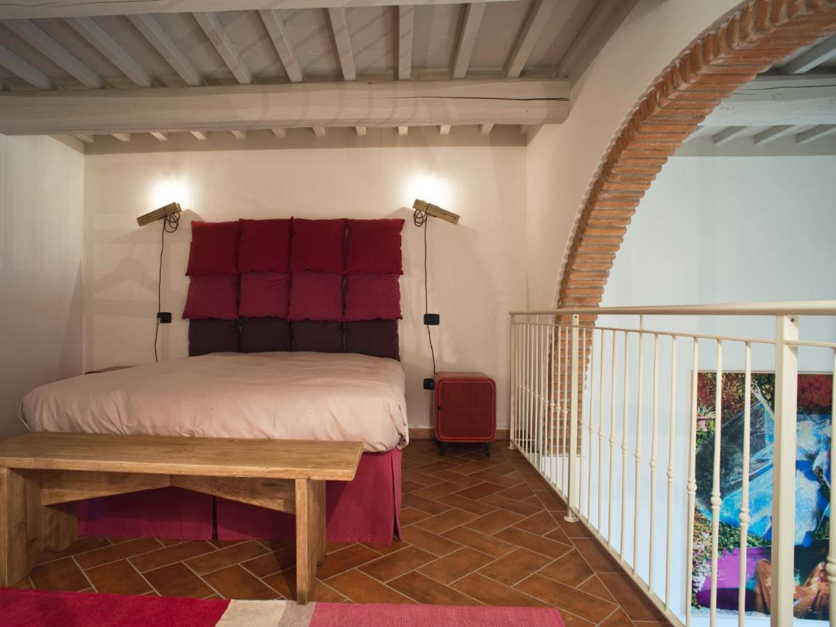 San Ruffino Apartments Lari Kültér fotó