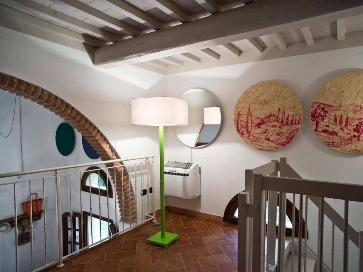 San Ruffino Apartments Lari Kültér fotó