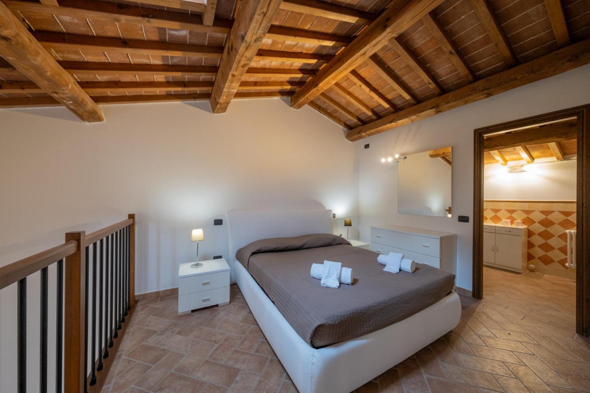 San Ruffino Apartments Lari Kültér fotó