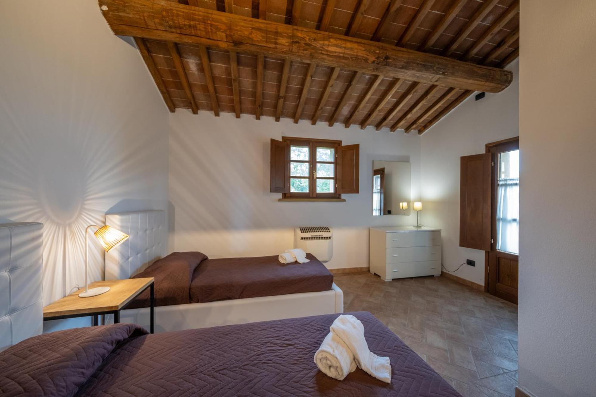 San Ruffino Apartments Lari Kültér fotó