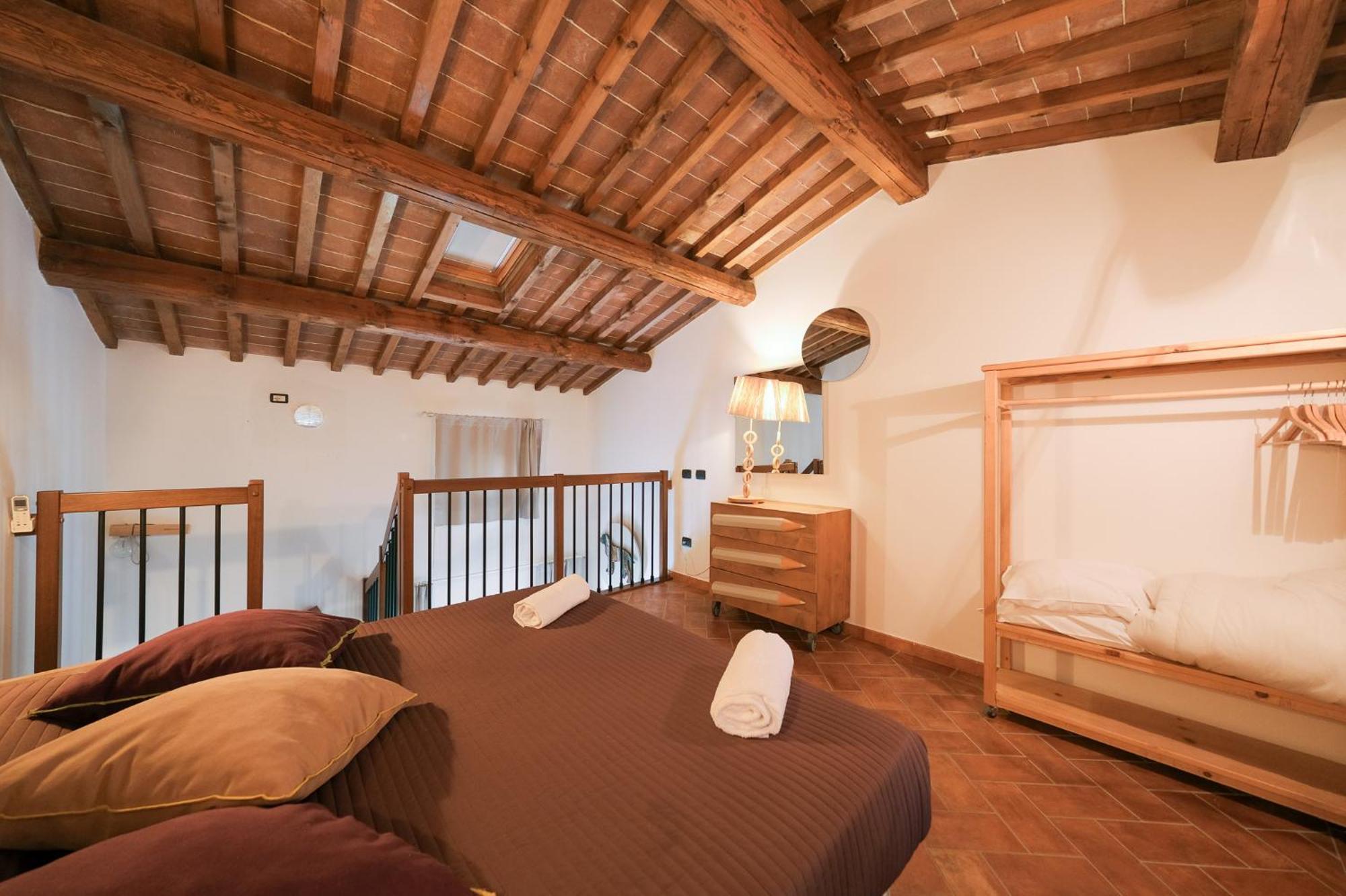 San Ruffino Apartments Lari Kültér fotó
