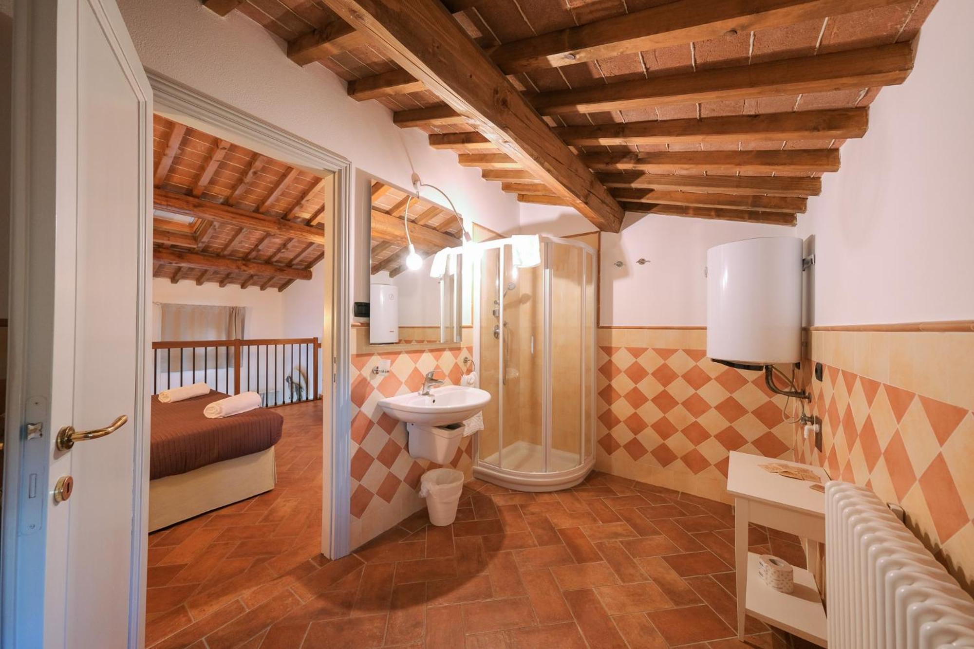San Ruffino Apartments Lari Kültér fotó