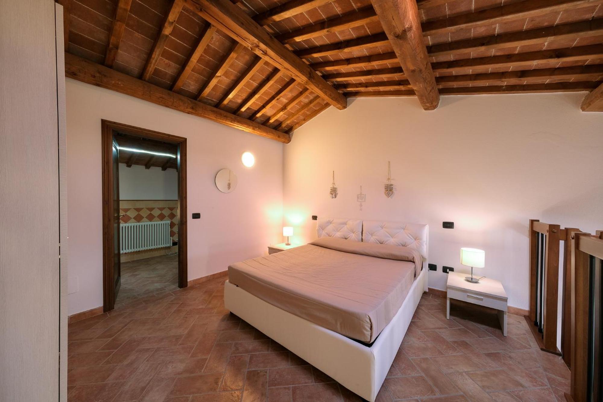 San Ruffino Apartments Lari Kültér fotó