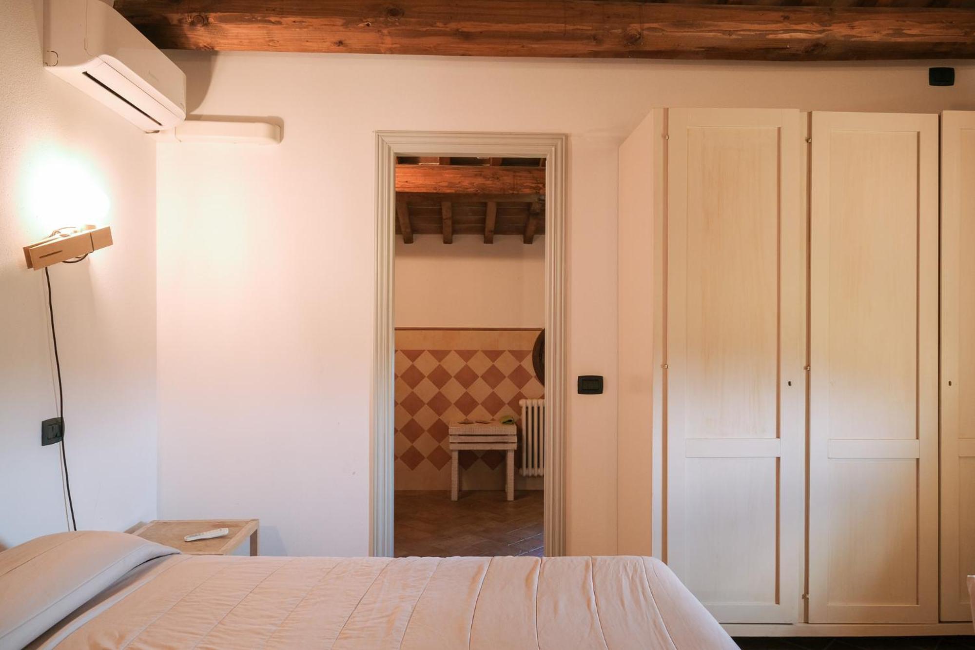 San Ruffino Apartments Lari Kültér fotó