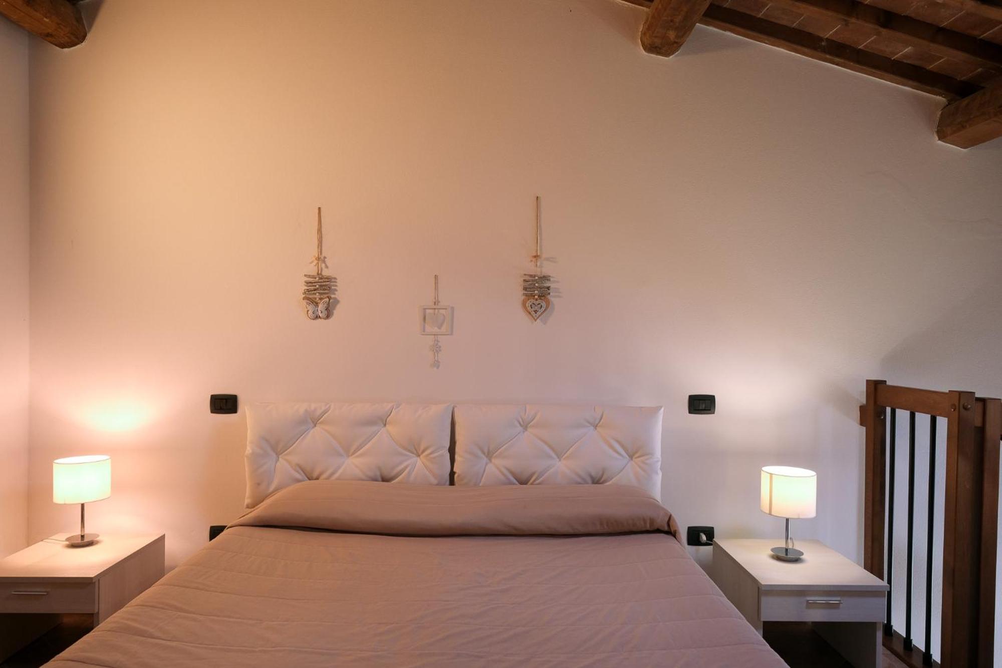 San Ruffino Apartments Lari Kültér fotó